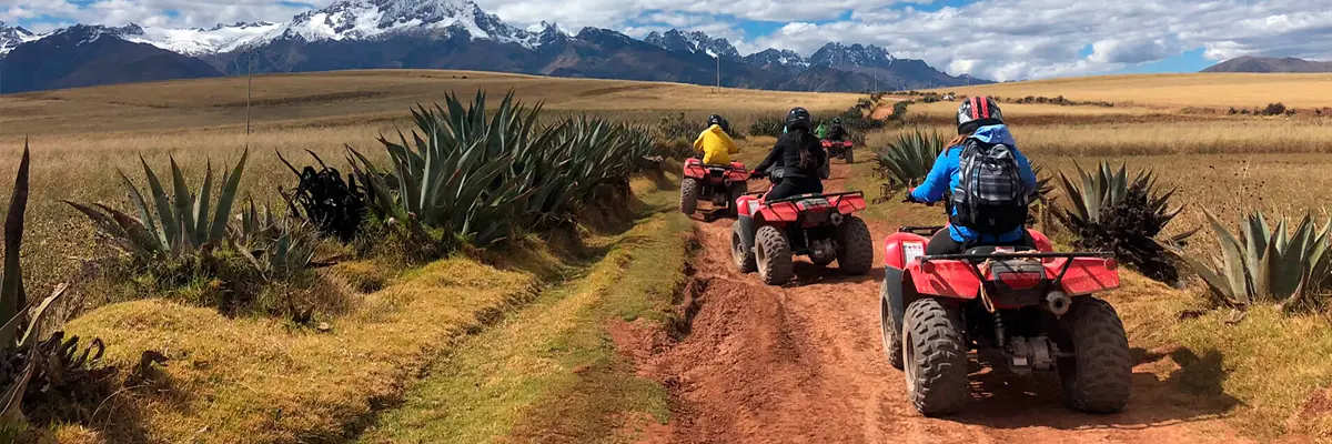 Tour-en-Cuatrimotos-Maras,-Moray-y-Salineras