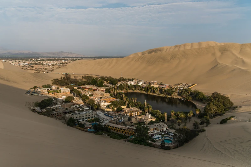 Huacachina's Tranquil Oasis
