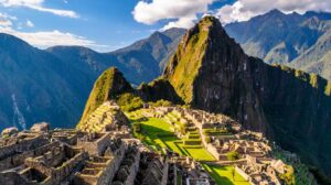 ¿Con cuánto tiempo de anticipación debo reservar mi tour a Machu Picchu?