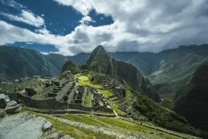 10 Construcciones de Machu Picchu que Debes Conocer: Historia y Cómo Visitarlas
